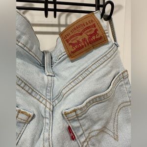 Levi’s Ribcage Straight Ankle Jeans size US 25